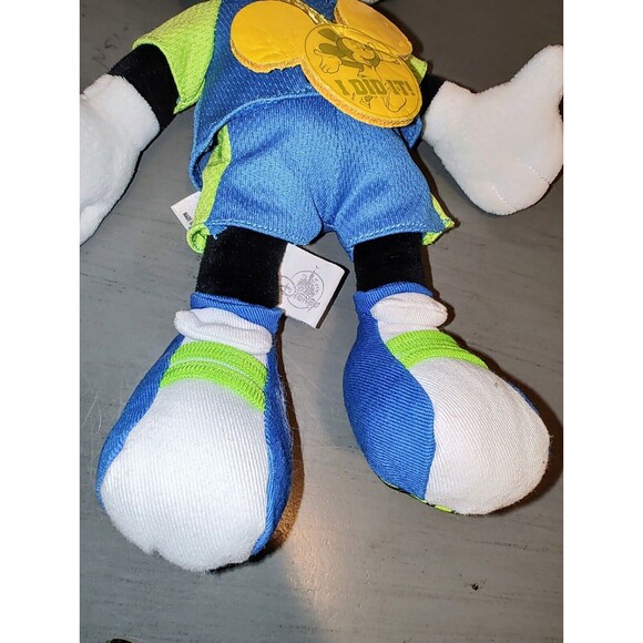 Walt Disney World Marathon run Disney Mickey Mouse Plush 2018 Fast Shipping Wdw - Picture 4 of 12